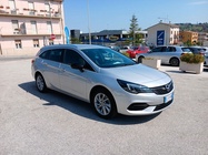 Opel Astra 2021