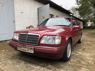 Mercedes-Benz 220 1993