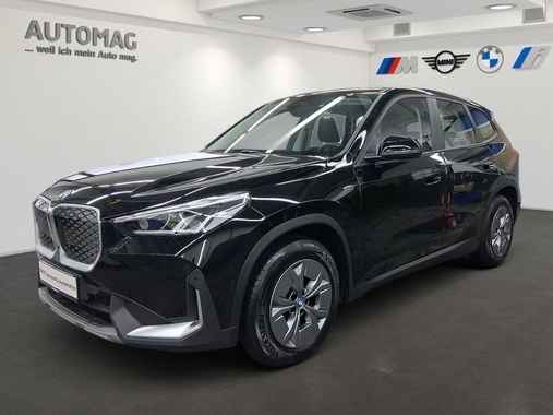 BMW iX1 2023
