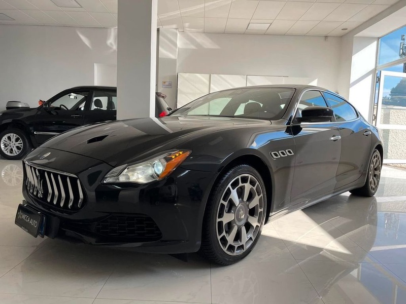 Maserati Quattroporte