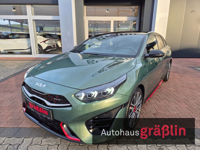 Kia pro cee'd / ProCeed