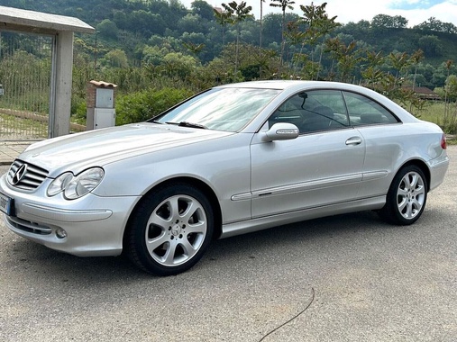 Mercedes-Benz CLK-Class 2004