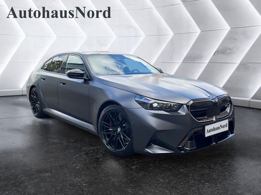 BMW M5 2025