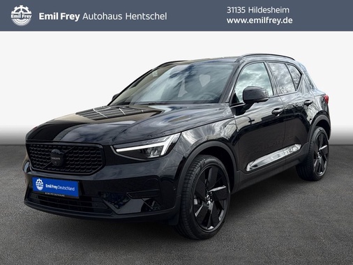 Volvo XC40 2025