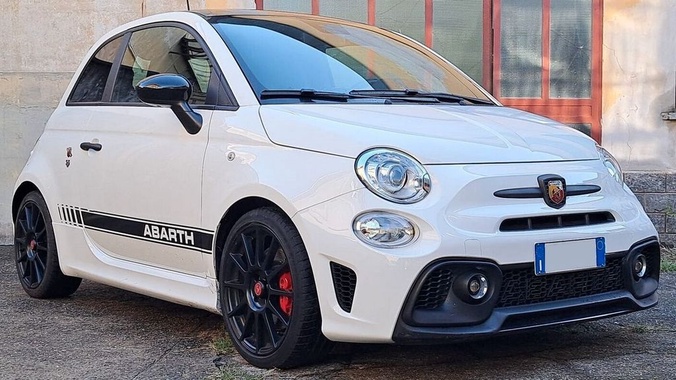 Abarth 595 2021