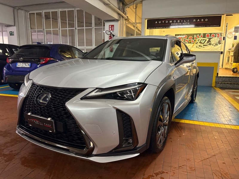 Lexus UX