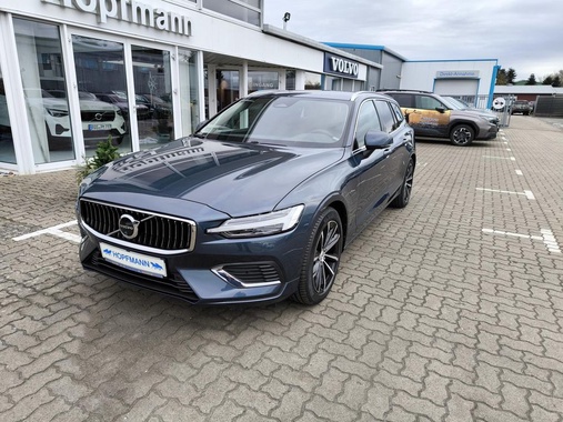 Volvo V60 2025