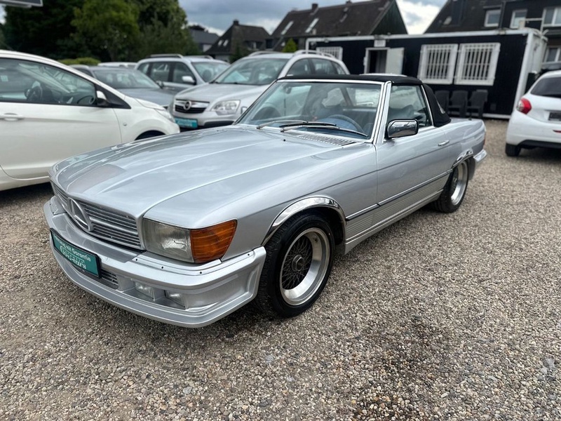 Mercedes-Benz SL-Class