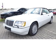 Mercedes-Benz E-Class 1995