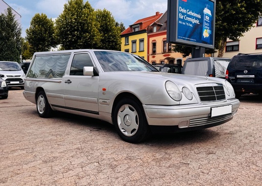 Mercedes-Benz 200 1993