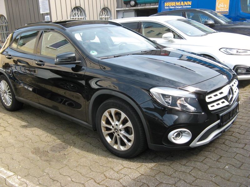 Mercedes-Benz GLA-Class