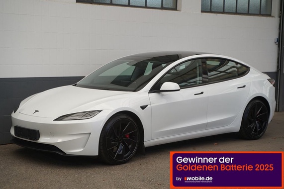 Tesla Model 3 2025