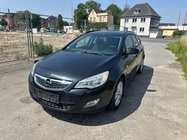 Opel Astra 2012