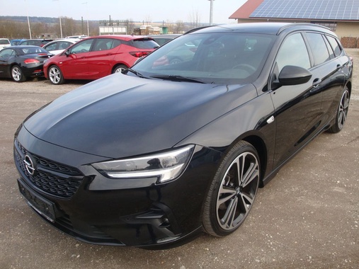 Opel Insignia 2022