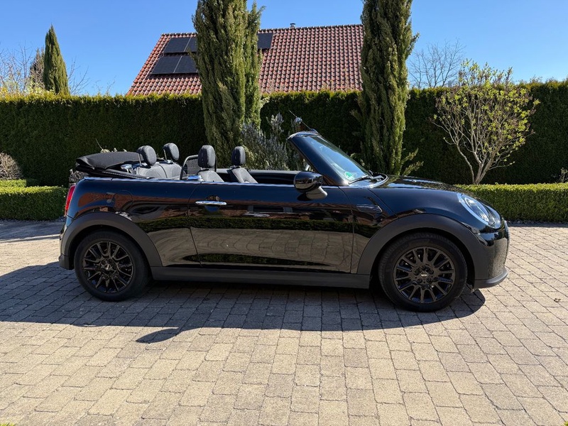 MINI Cabrio