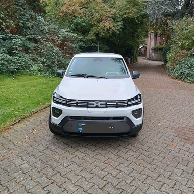 Dacia Spring 2025