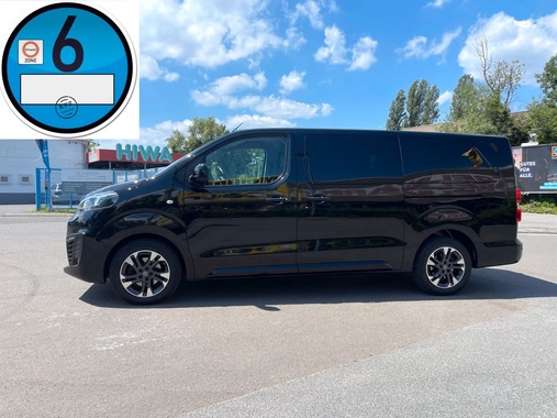 Opel Zafira 2021