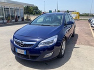 Opel Astra 2012