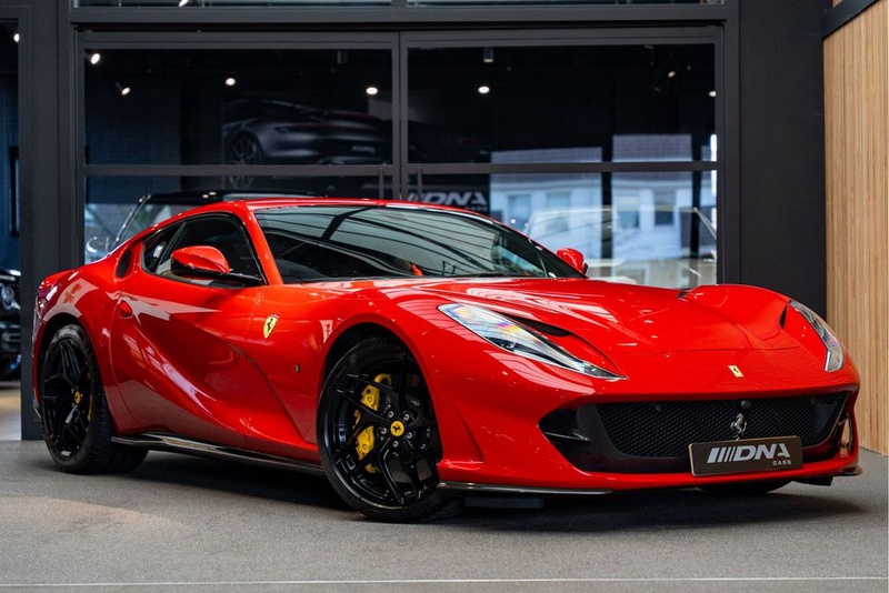 Ferrari 812