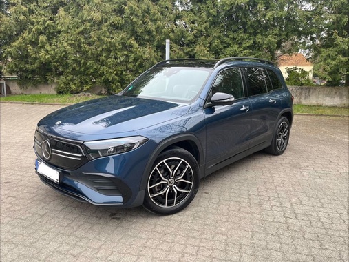 Mercedes-Benz EQB 2023