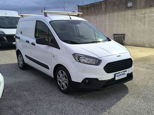 Ford Transit Courier 2020
