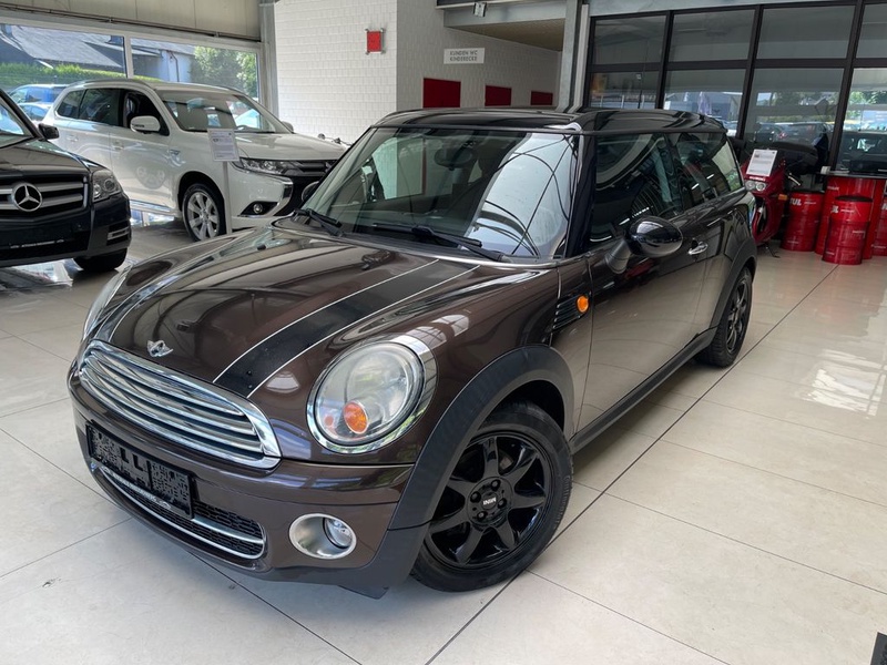 MINI Clubman