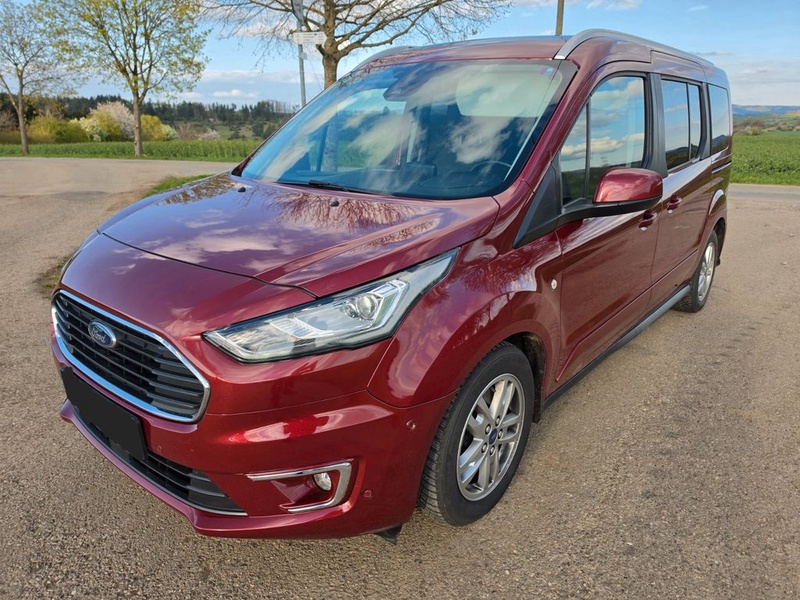 Ford Grand Tourneo