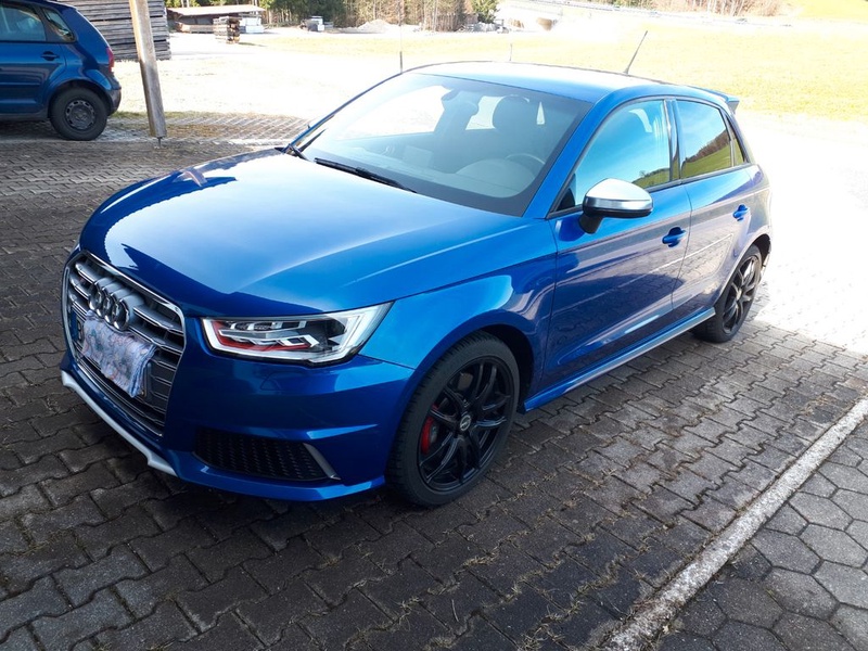 Audi S1