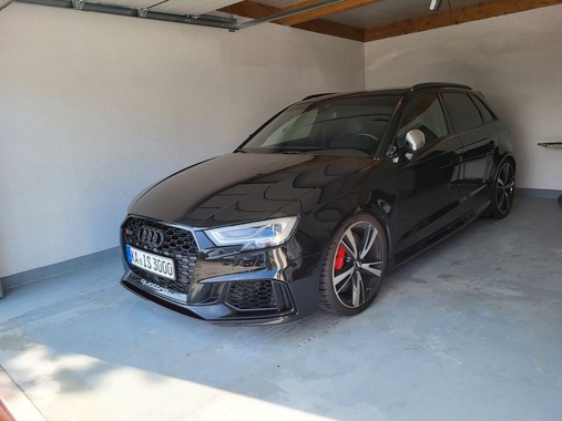 Audi RS3 2019