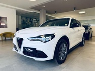 Alfa Romeo Stelvio 2023