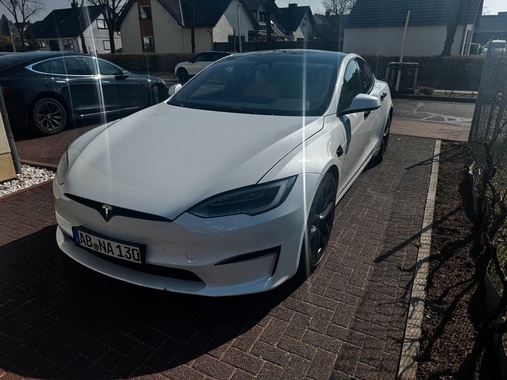 Tesla Model S 2022