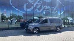Ford Grand Tourneo 2025