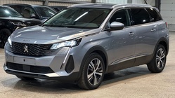 Peugeot 5008 2021