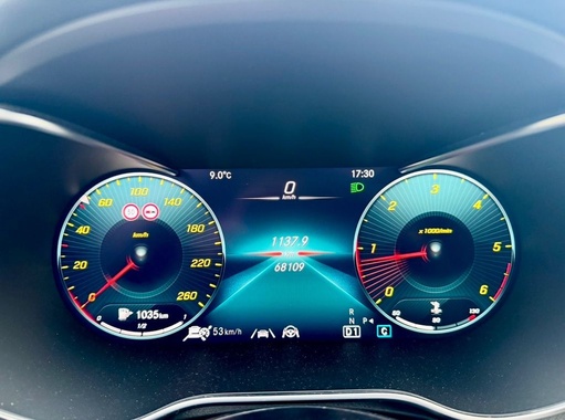 Mercedes-Benz C-Class 2021