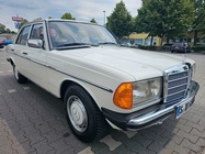 Mercedes-Benz 230 1983