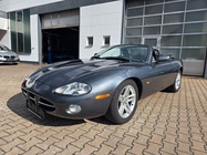 Jaguar XK8 2003