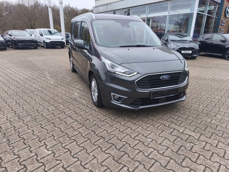 Ford Grand Tourneo