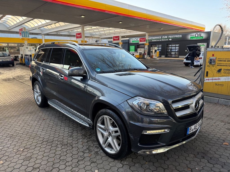 Mercedes-Benz GL-Class
