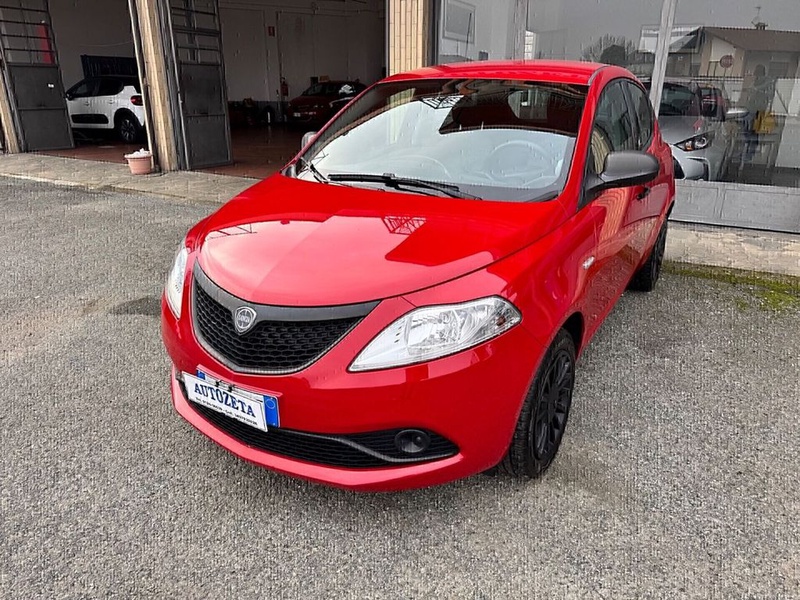 Lancia Ypsilon