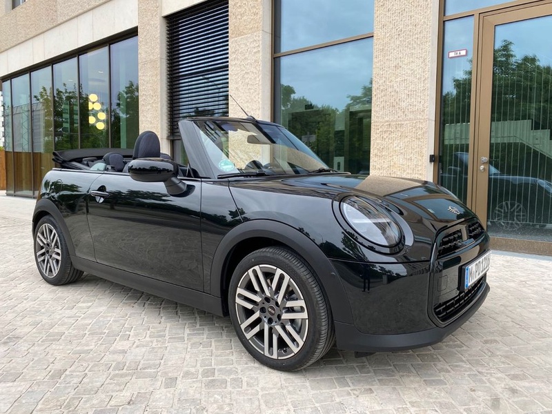 MINI Cabrio