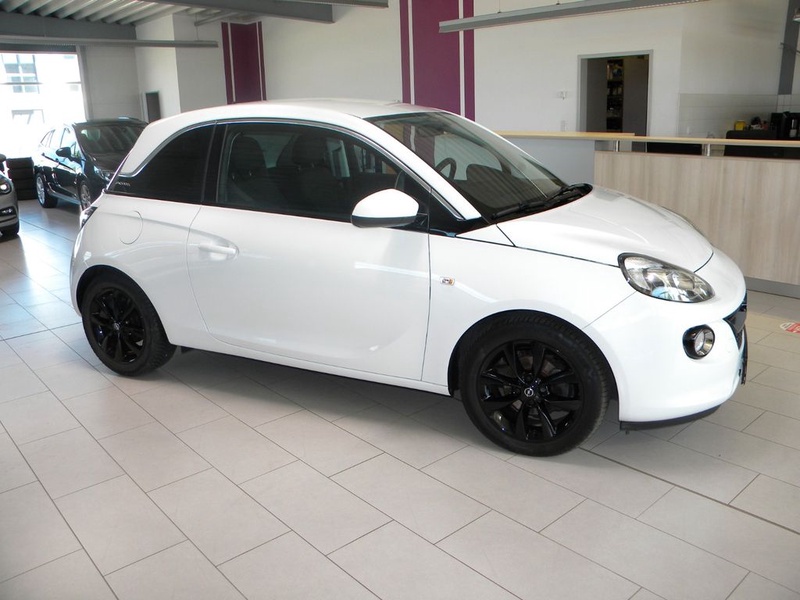 Opel Adam