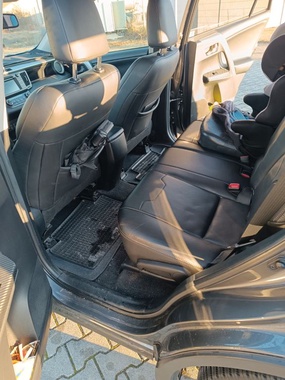 Toyota RAV4 2015