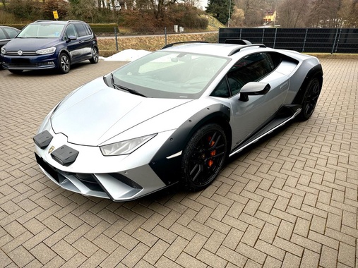 Lamborghini Huracan 2023