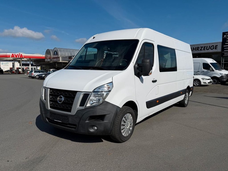 Nissan NV400