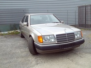Mercedes-Benz 200 1990