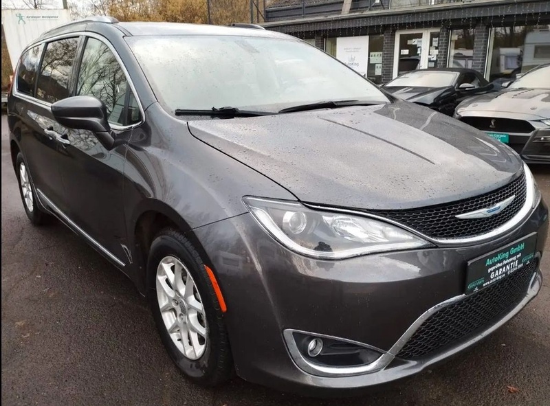 Chrysler Pacifica