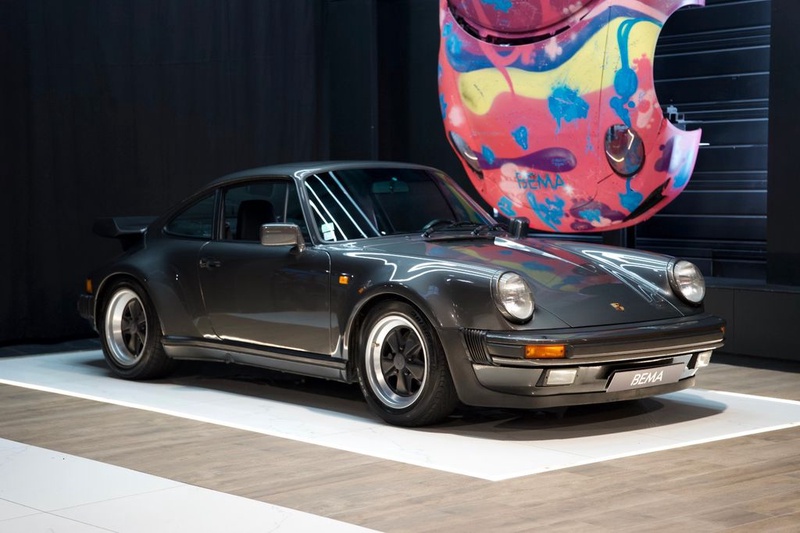 Porsche 930