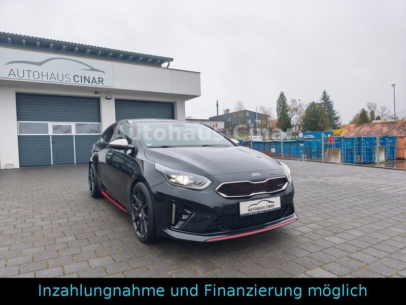 Kia pro cee'd / ProCeed