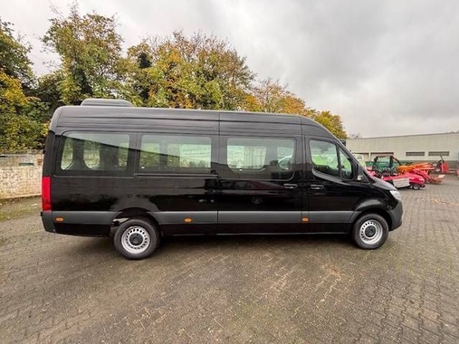 Mercedes-Benz Sprinter 2025