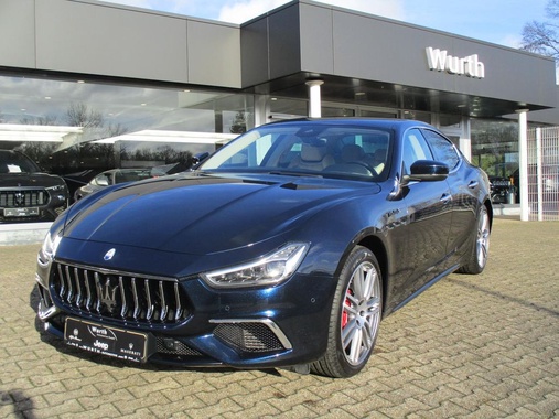 Maserati Ghibli 2021